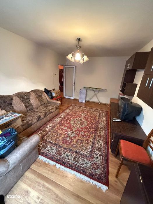 Vanzare - Zona Bogdan Voda, apartament cu 3 camere, etaj 3