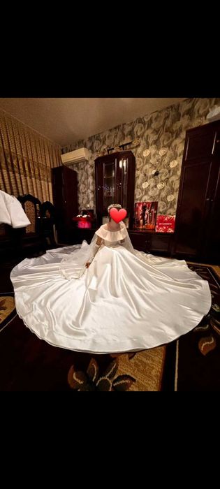 Продаётся свадибное платье