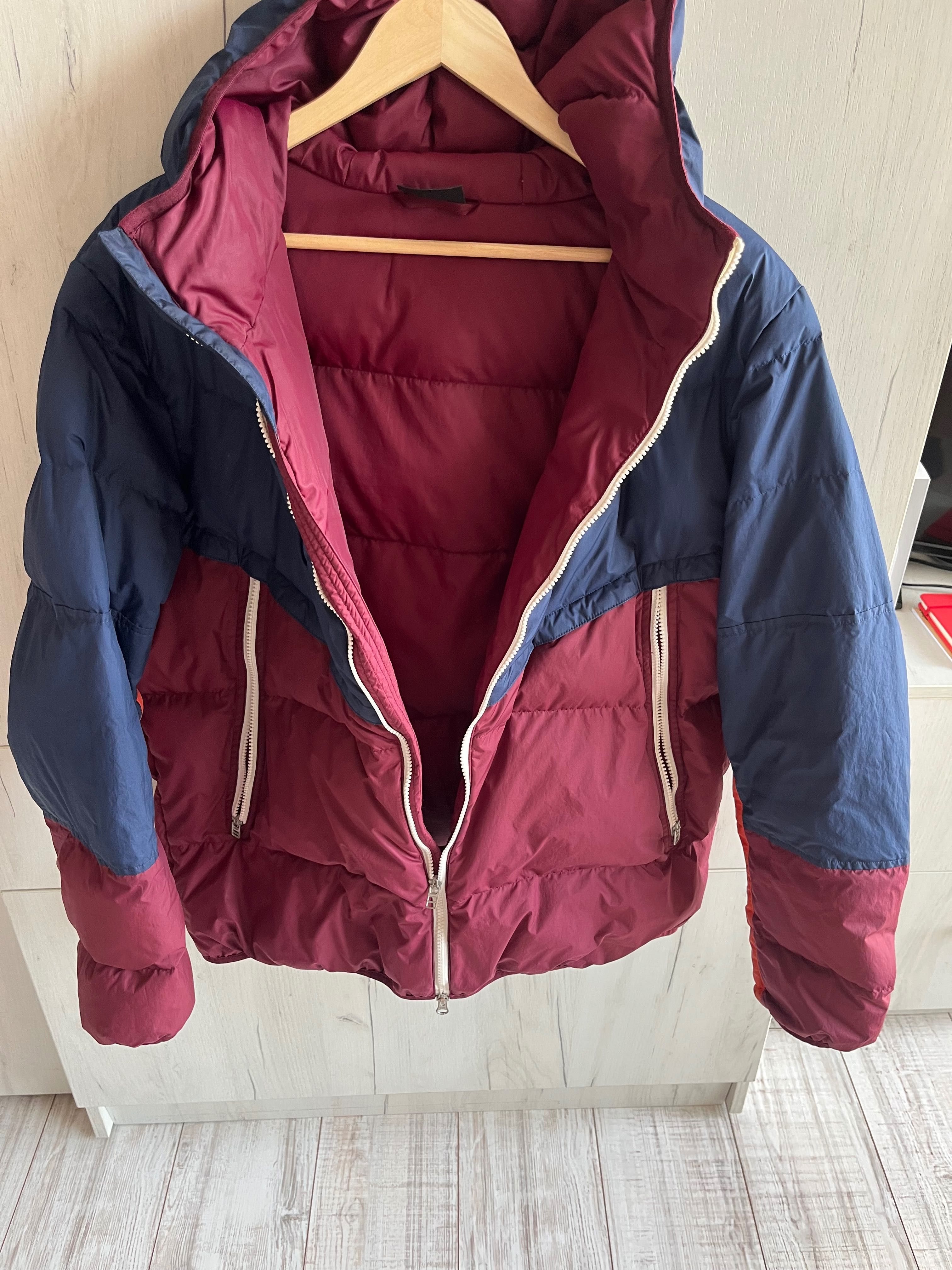 Яке NIKE ……………..