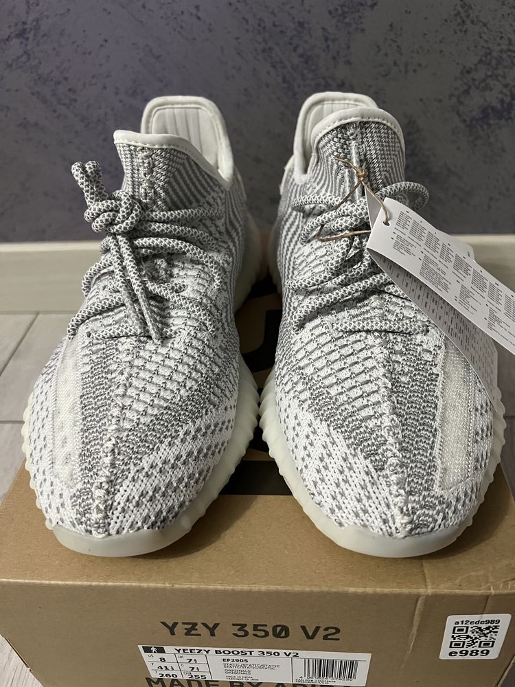 Yeezy 350 V2  Static,41 Factura