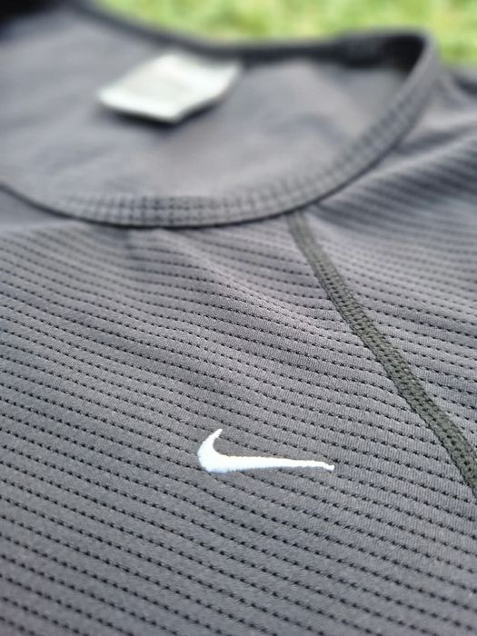 Дамска спортна тениска Nike