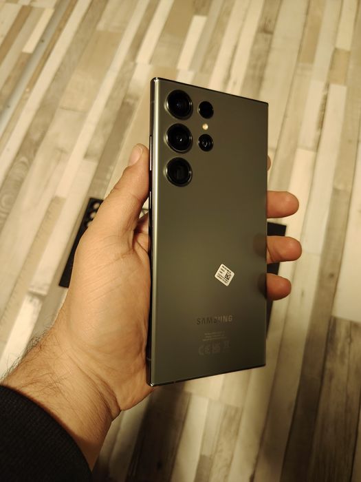 Samsung Galaxy S23 Ultra ca Nou
