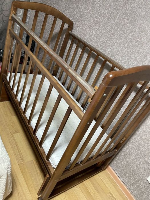 Кроватка детская