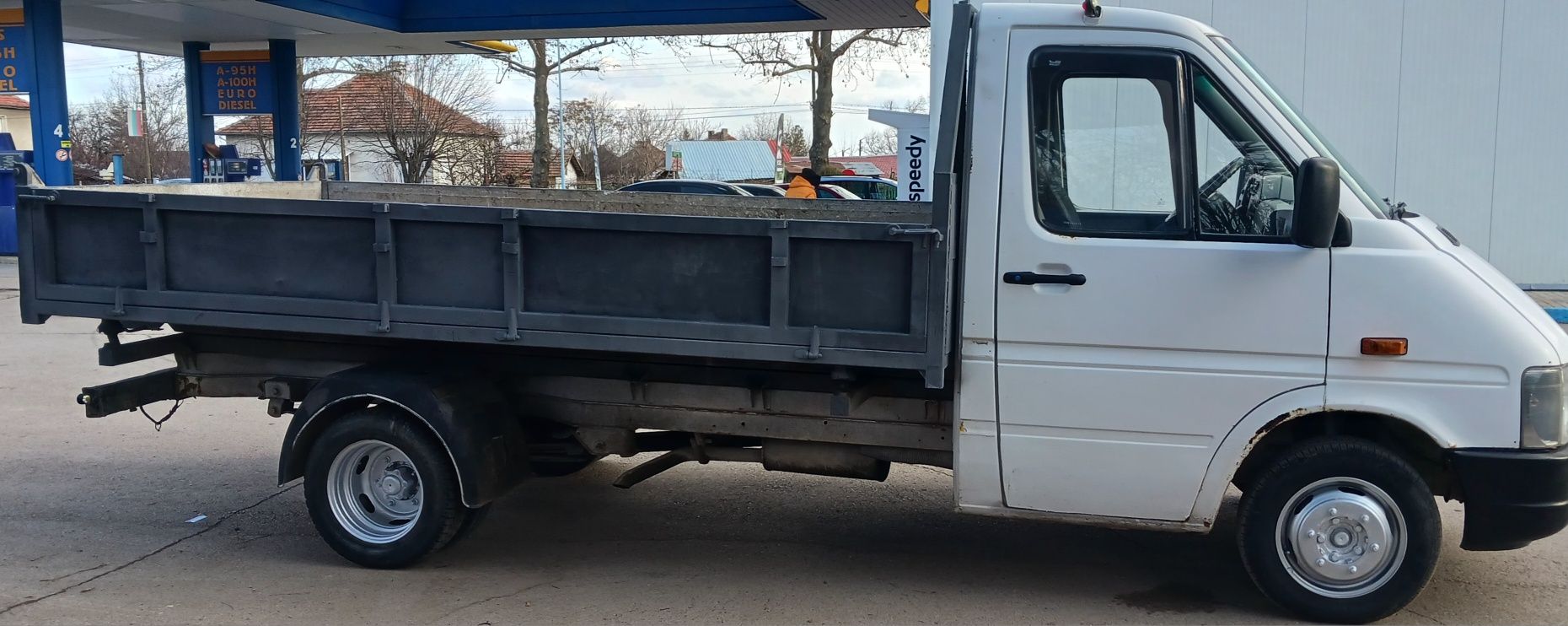 Тристранен Самосвал VW LT