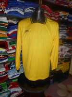 tricou umbro marimea L original supercalitate