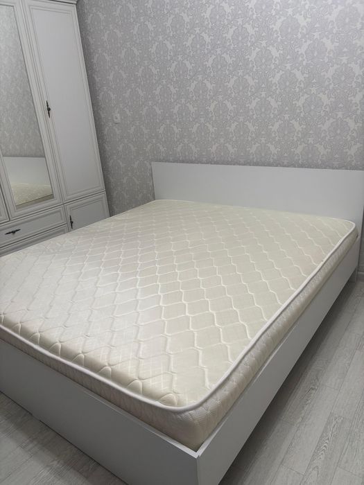 Мебель для спальни и диван