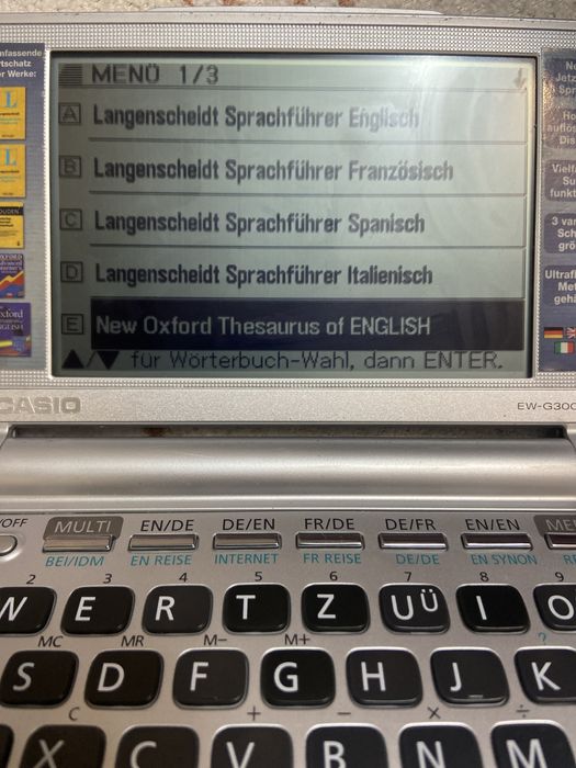 Traducator Casio Casio EW G2200 Translator , dictionar German Englez