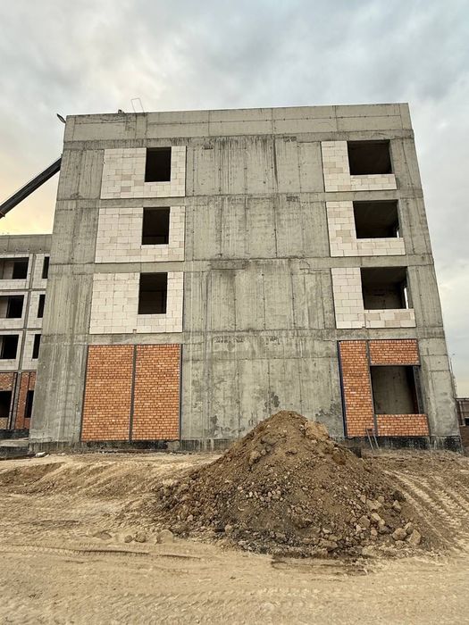 Fasad uchun suxoy kafel teruvchi usta ishga olamiz