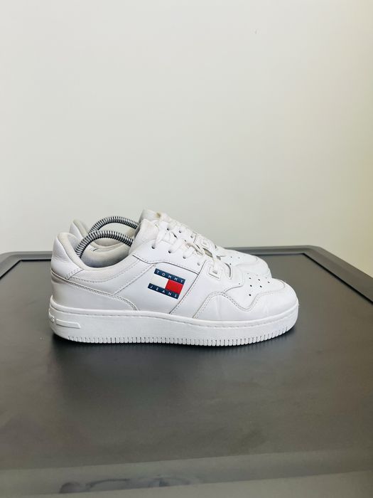 Оригинални маратонки Tommy Hilfiger 39 номер