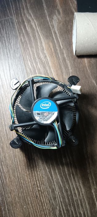 Genuine Intel cooler PC