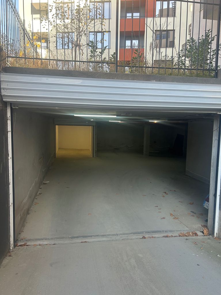 Продава се Гараж / Паркомясто в София, Младост 1 - 17 кв.м за 1883 €/кв.м - Снимка #1
