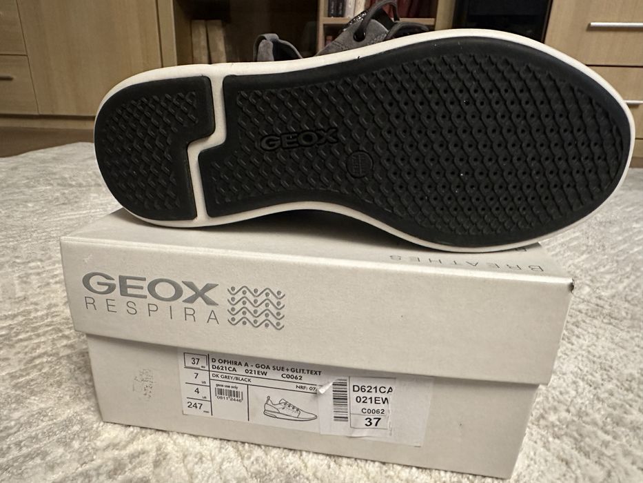 Adidasi Geox marimea 37
