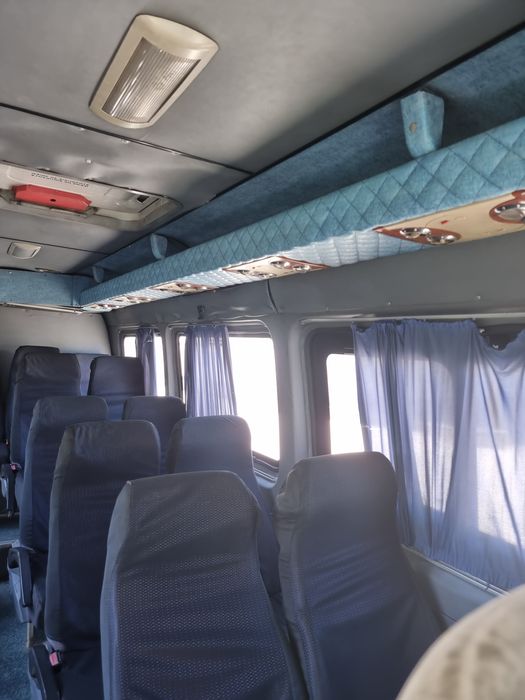 Vând microbuze  mercedes sprinter, clasificat categ.1 (cu perne aer)