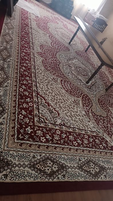 Gilam sotiladi holati ideal