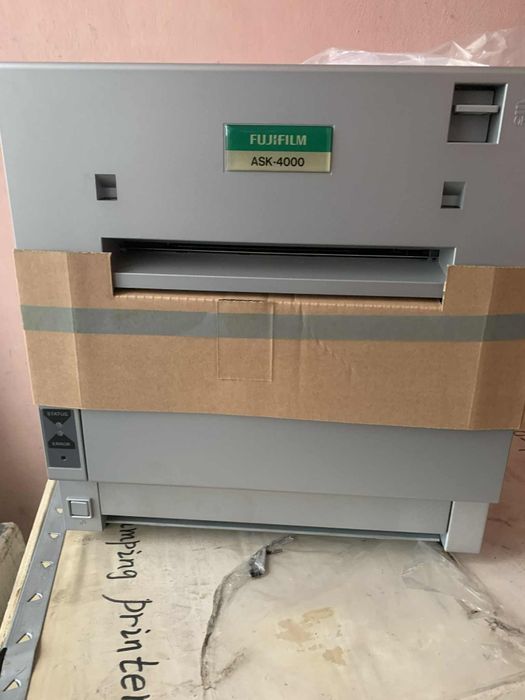 imprimanta foto termică Fujifilm ASK-4000.