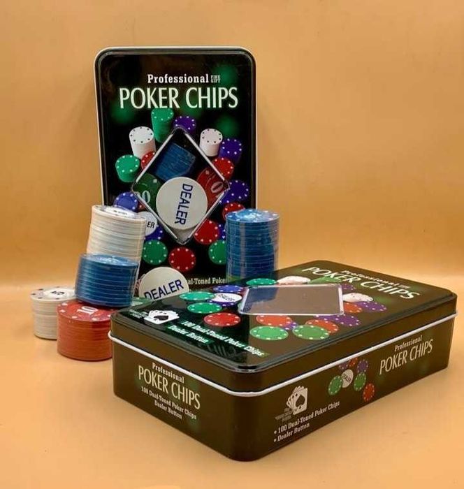 Покерный набор с кейсом — отличный подарок и для домашней игры