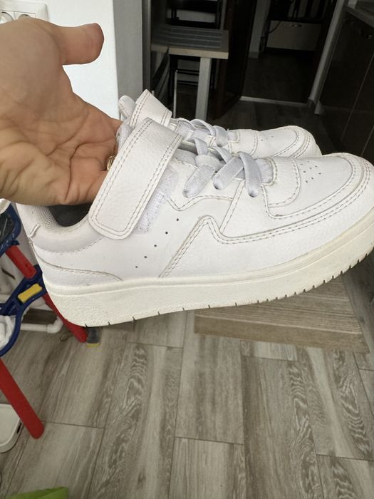 Adidasi baieti marimea 30