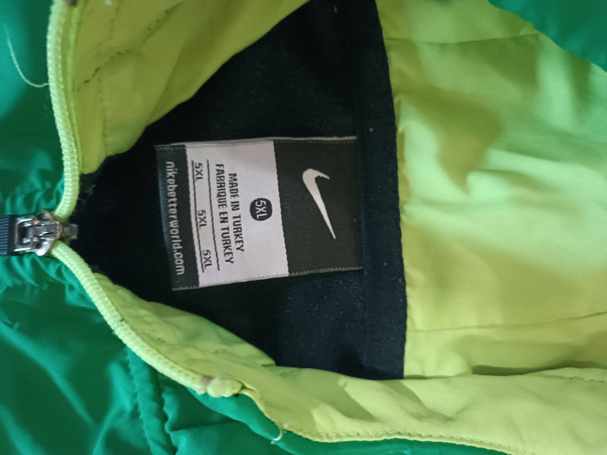 NIKE размер 2 XL но е по скоро ХЛ