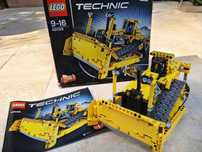 LEGO TECHNIC 2 IN 1-  Buldozer in stare perfectă