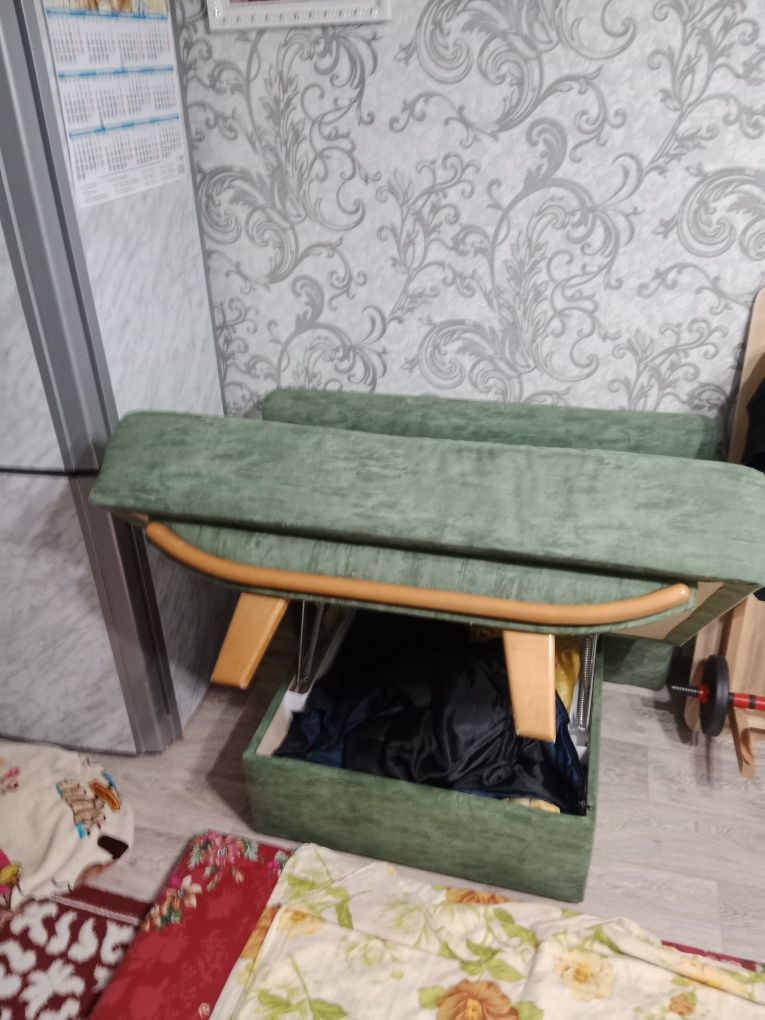 Продается кресло