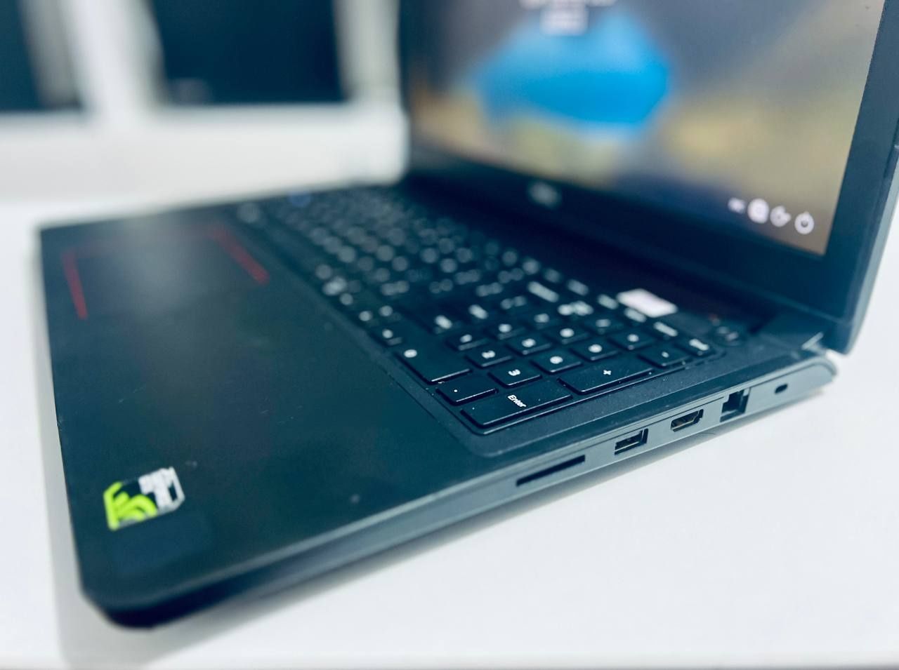 Ноутбук Американский Dell