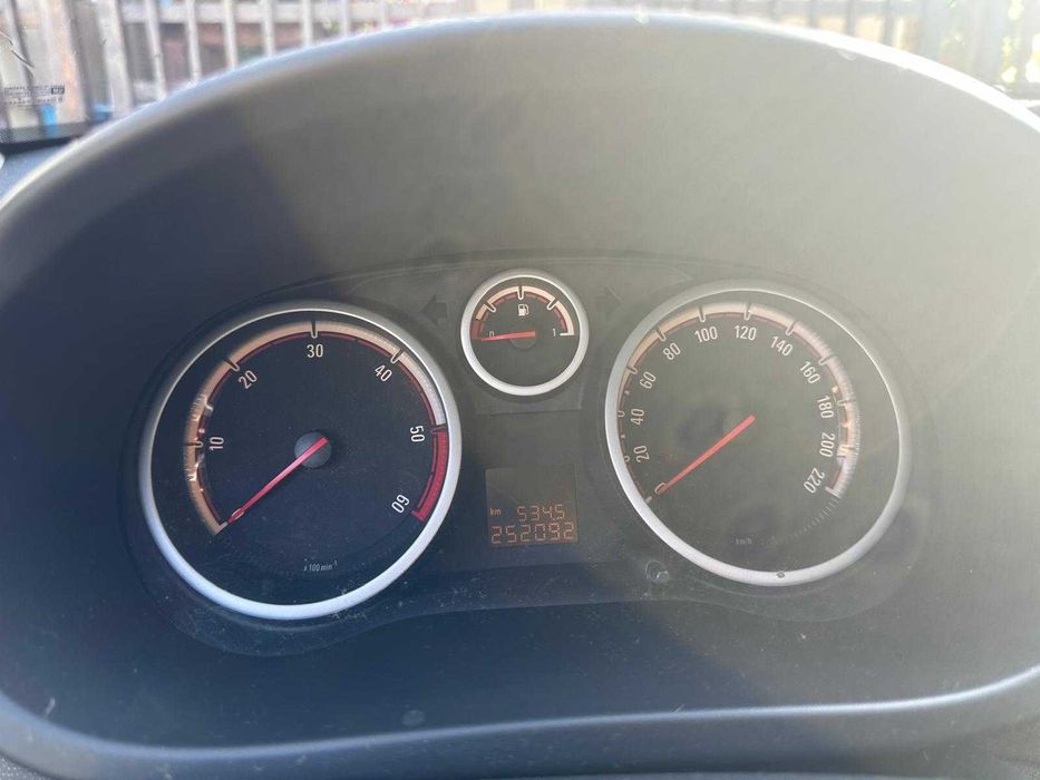 Opel Corsa D 1.3 CDTI 2006 90 CP