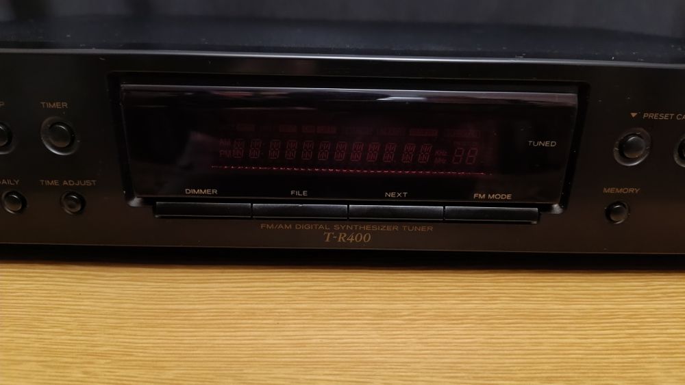 Тюнер Teac TR-400