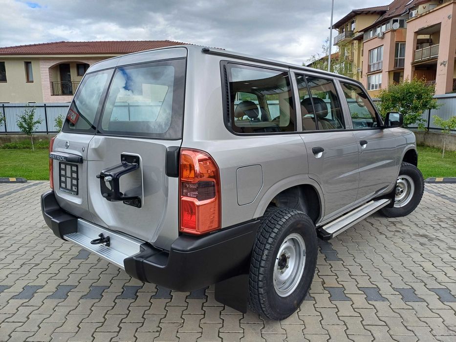 Nissan Patrol Y61 an 2015 motorizare 4.2 diesel! 17300 km reali!