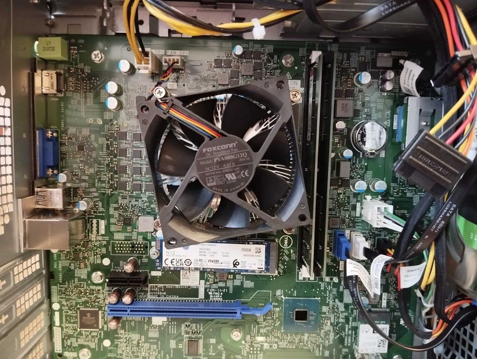 Настолен компютър DELL Inspiron 3891 /Intel 10-th generation/