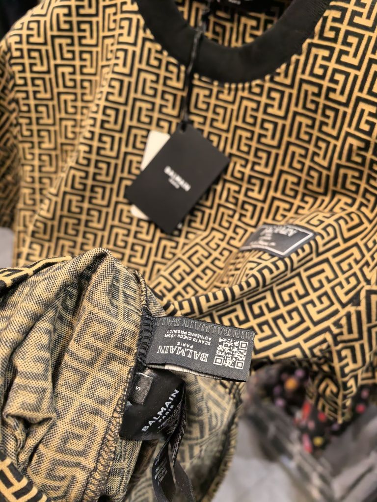 Balmain летен екип