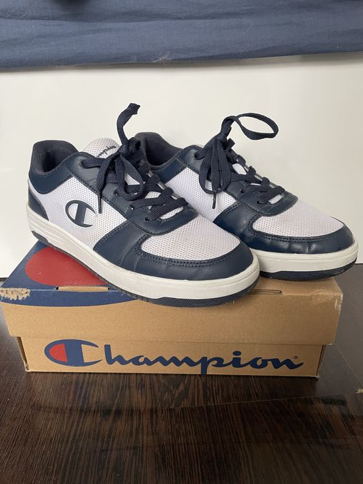 Champion Merlin 39