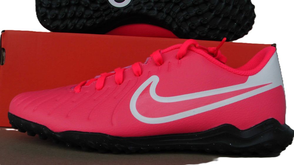 Ghete fotbal sintetic NOI Nike Legend 10 Club marimea 39