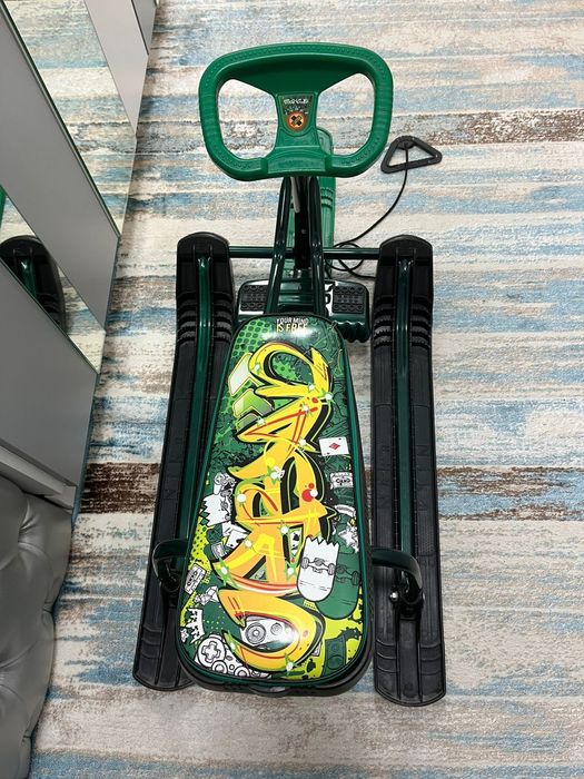 Санки снегокат новый