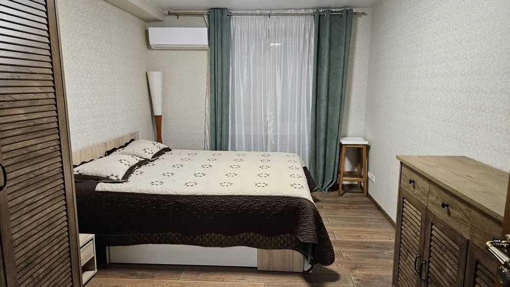 Дава се под наем Двустаен апартамент в София, Център - 56 кв.м за 397.8 € - Снимка #1