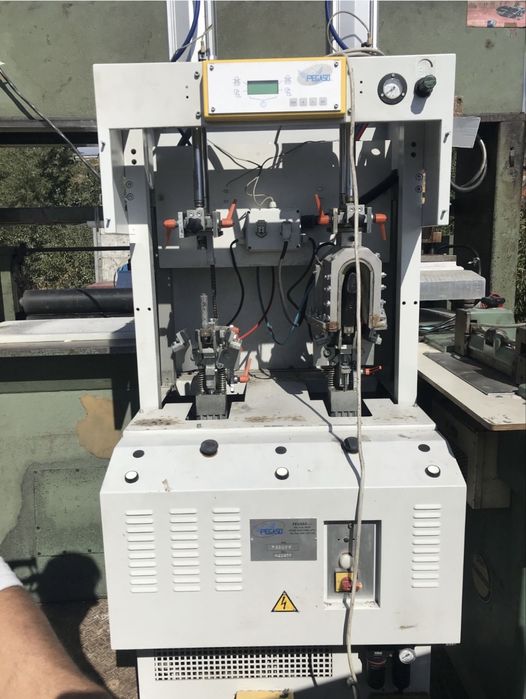 Продавам Опъвалка за Фортове