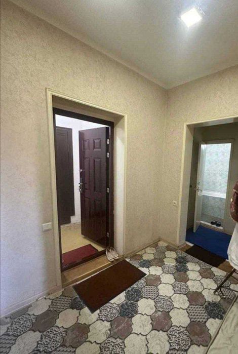 Shayxontoxur Gulobod maxalla, 9 etajli uyning 2-qavatida, 2 xonali uy