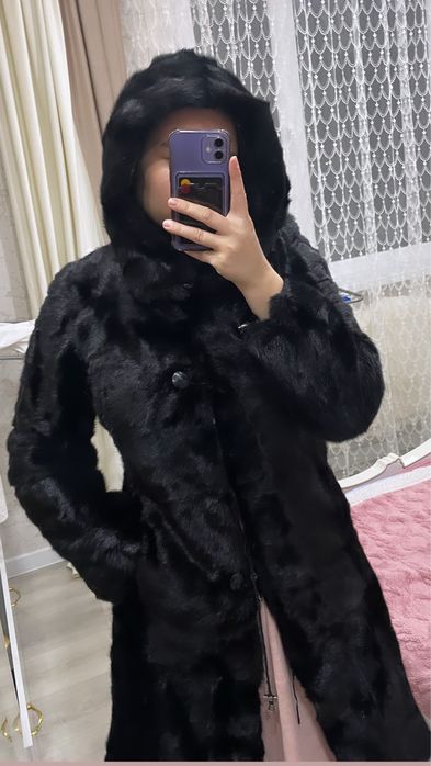 Продам норковую шубу