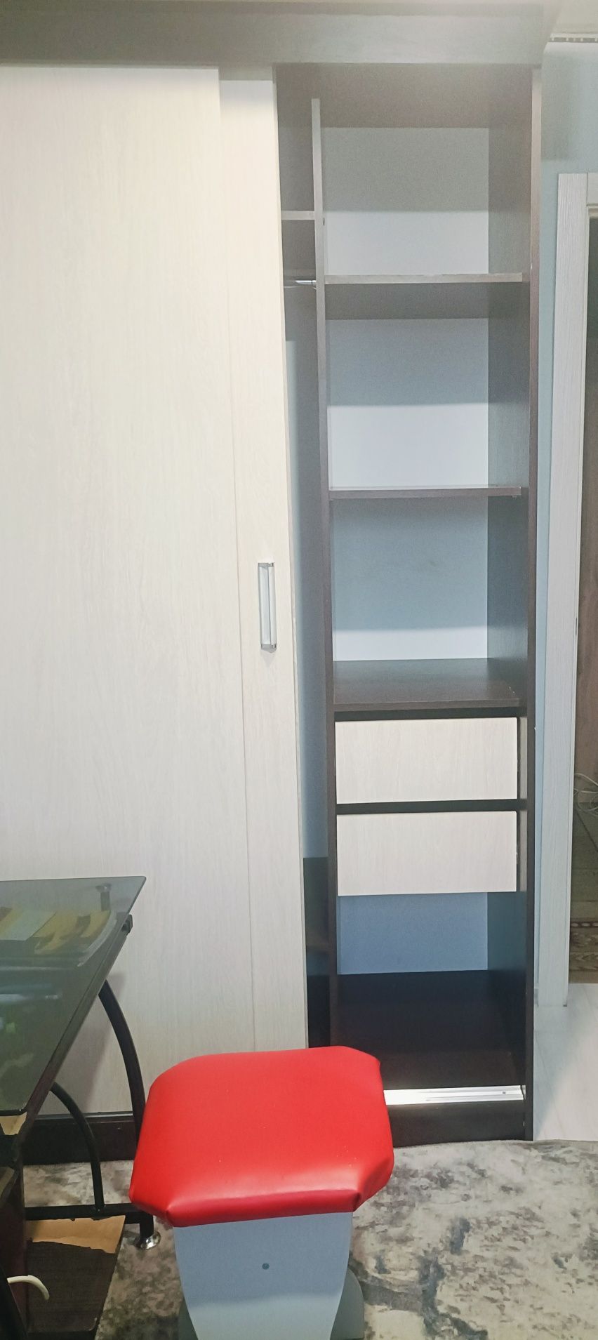 Продам шкаф купе
