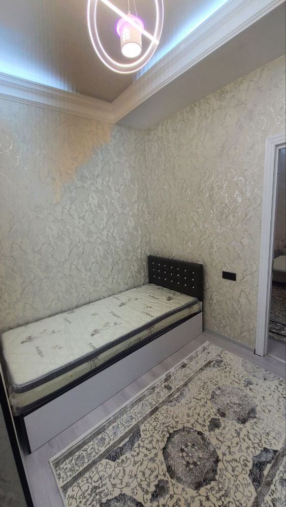 ТЕЗДА!!! 3 хонали без глухой квартира сотамиз! 2 Этаж