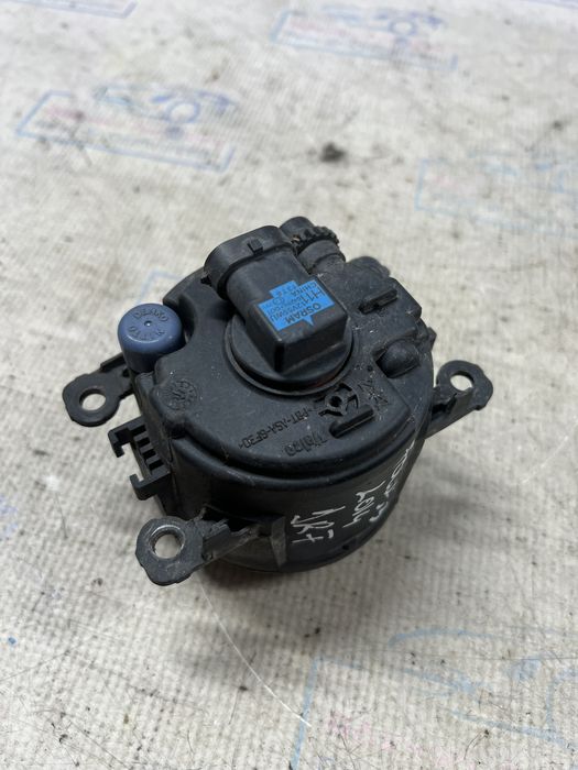 proiector dreapta ford focus 3 2014