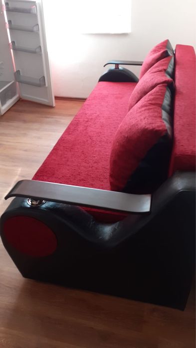 Inchiriez garsoniera centru