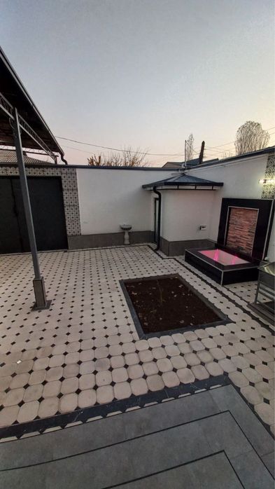 Uchastka  orientr food city Yangı Qoyliq bozor