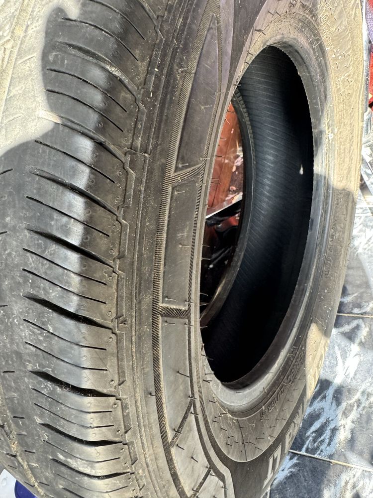 Anvelope 235/65 R16 C dot 22