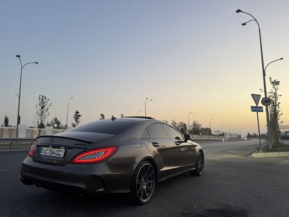 Mercedes cls 350 banan