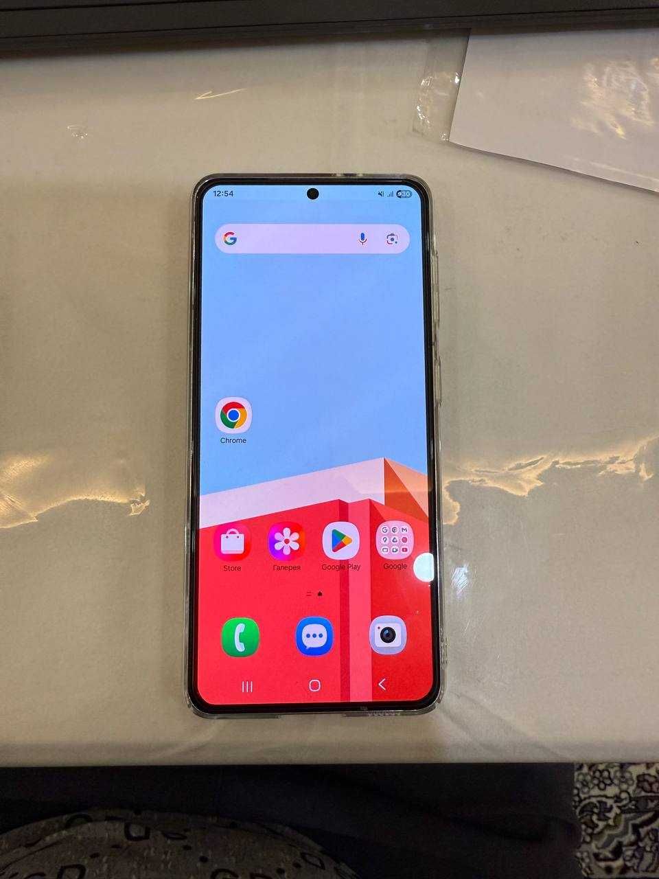 Samsung s21 sotiladi srochno
