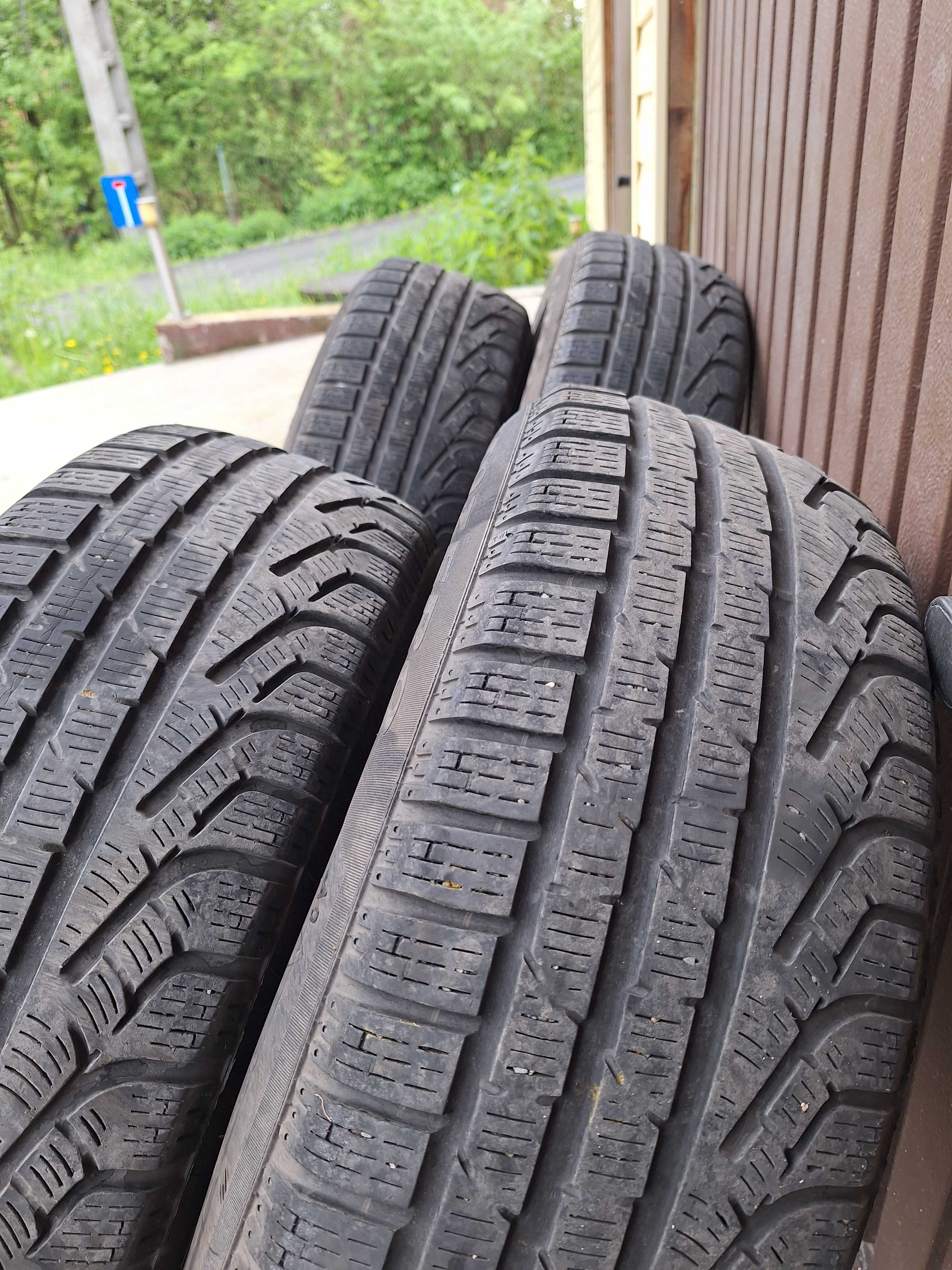 Anvelope iarna Pirelli