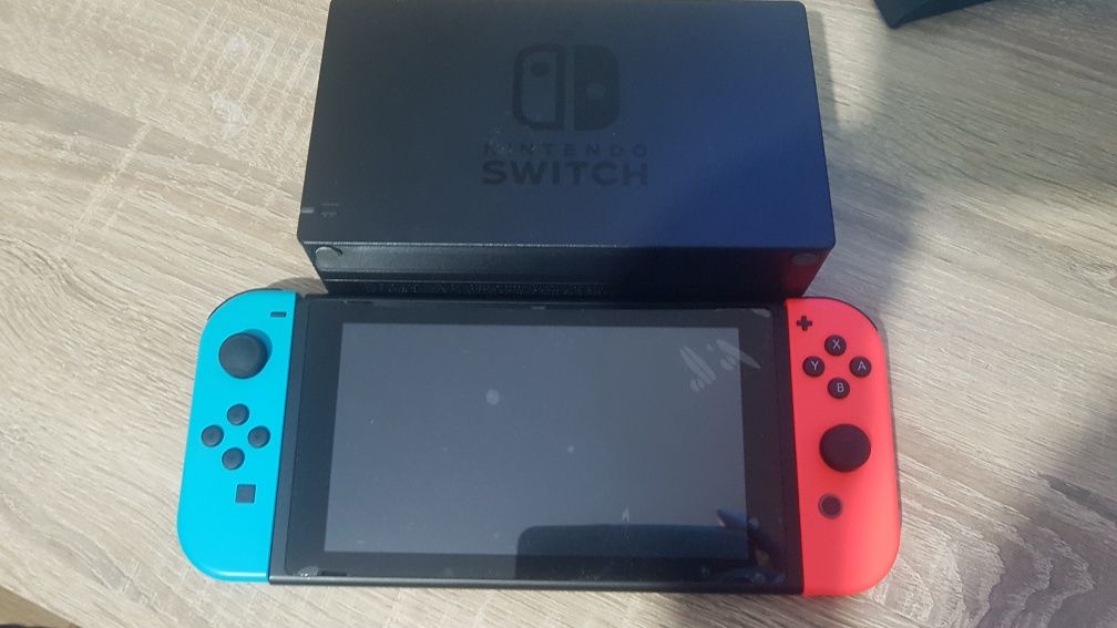NINTENDO Switch/Нинтендо