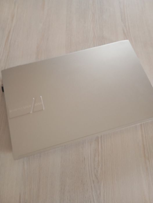 Noutbook Asus vivobook pro 15