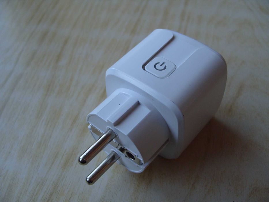 Wi-Fi Smart контакт Tuya, 16A. Контрол от всяка точка на света