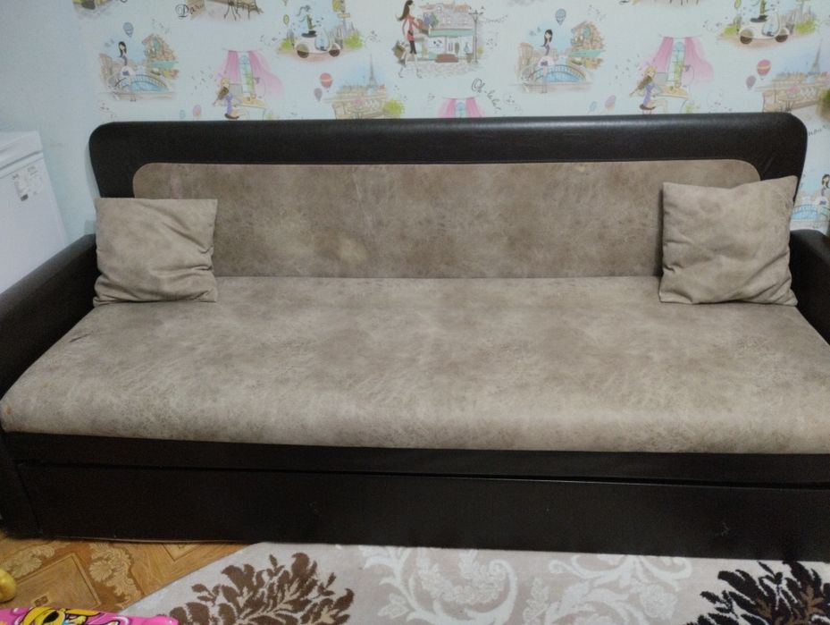 Продам диван б/у